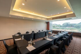 Centara Riverside Hotel Chiang Mai
