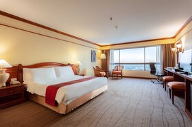 Centara Riverside Hotel Chiang Mai