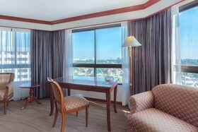 Centara Riverside Hotel Chiang Mai