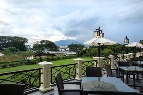 Centara Riverside Hotel Chiang Mai