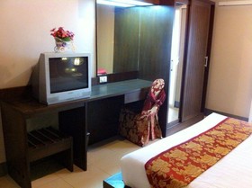 Chana Place