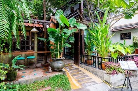 Changmoi House Boutique Hotel
