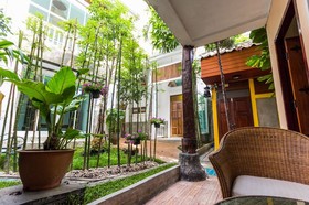 Changmoi House Boutique Hotel