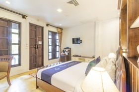 Cheva Gallery by OYO Rooms
