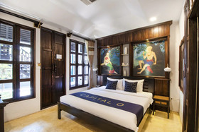 Cheva Gallery by OYO Rooms