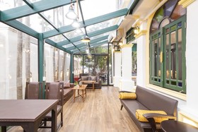 Cheva Gallery by OYO Rooms
