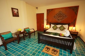 Chiangmai Night Bazaar Boutique