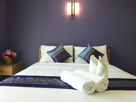 Chinda Hotel