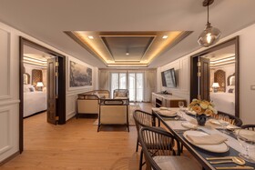 Chino At Nimman Luxury Boutique Hotel