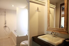 Jambolan Simply Stay