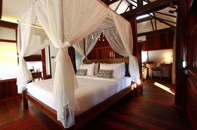 Jambolan Simply Stay