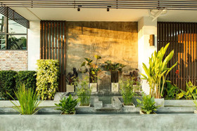Chonlada Place