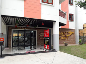 Chorlada Lanna Hotel