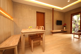 Chu Hotel