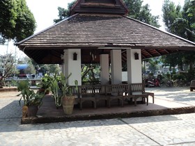 Diamond River Ping Petch-Ngam Hotel