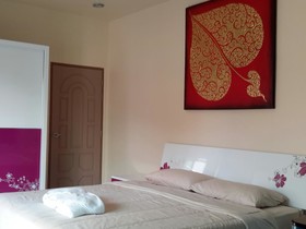 Donchai House
