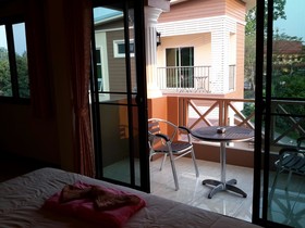 Donchai House
