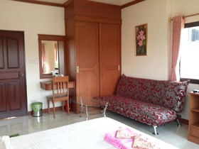 Donchai House