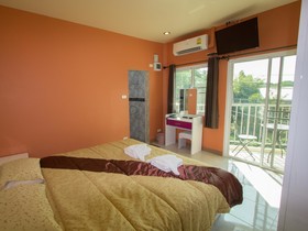 Donchai House