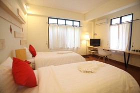 Early Bird House Bed & Breakfast