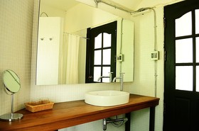 Early Bird House Bed & Breakfast