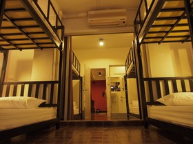 Eden Walking Street Hostel