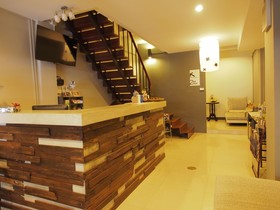 Eden Walking Street Hostel