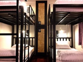 Eden Walking Street Hostel