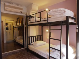 Eden Walking Street Hostel