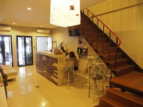 Eden Walking Street Hostel