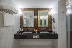 Empress Premier Hotel