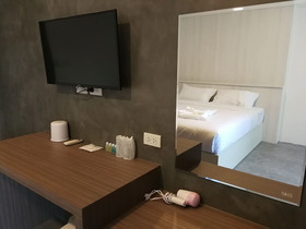 F Plus F Hotel
