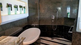Galare Thong Tower Apartment & Condominium