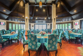 Gassan Khuntan Golf & Spa