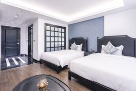 Glory Boutique Suite
