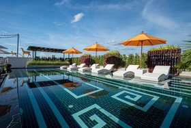 Glory Boutique Suite