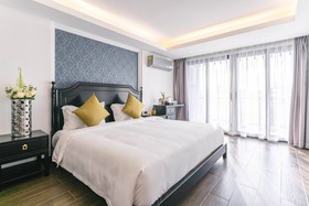 Glory Boutique Suite