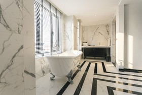Glory Boutique Suite