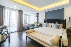Glory Boutique Suite