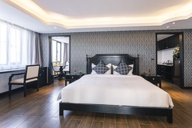 Glory Boutique Suite