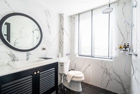 Glory Boutique Suite