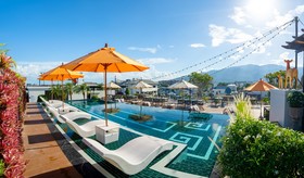 Glory Boutique Suite