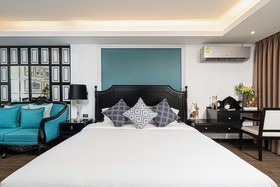 Glory Boutique Suite
