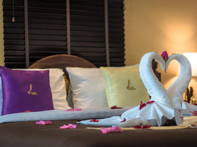 Golden Bell Hotel Chiang Mai