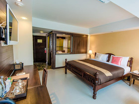 Golden Bell Hotel Chiang Mai