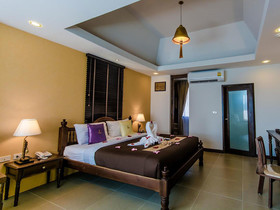 Golden Bell Hotel Chiang Mai