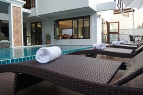 Golden Bell Hotel Chiang Mai
