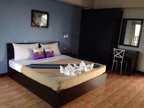 Golden Palace Inn