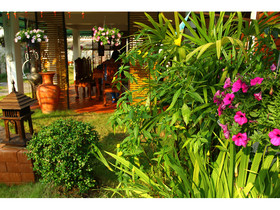 Grand Lanna Hotel