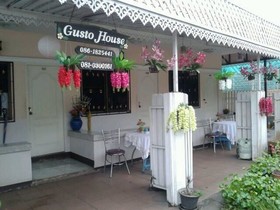 Gusto House